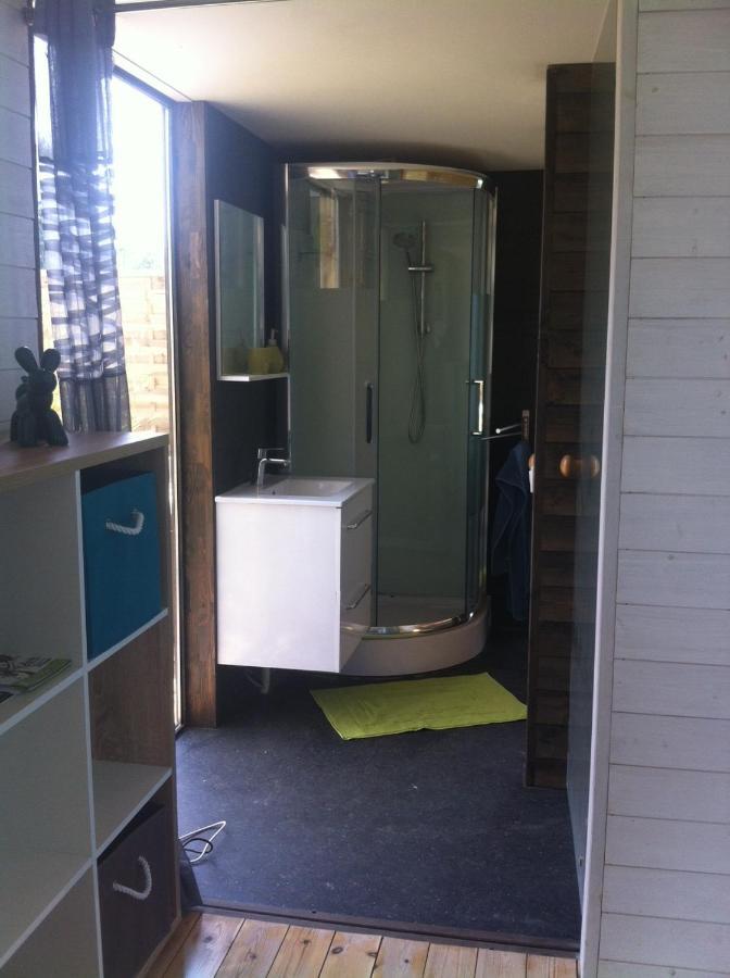 Les Nuits Insolites De La Mothe - Hebergement En Bulle Ou Tiny House Avec Spa Privatif Outremecourt エクステリア 写真